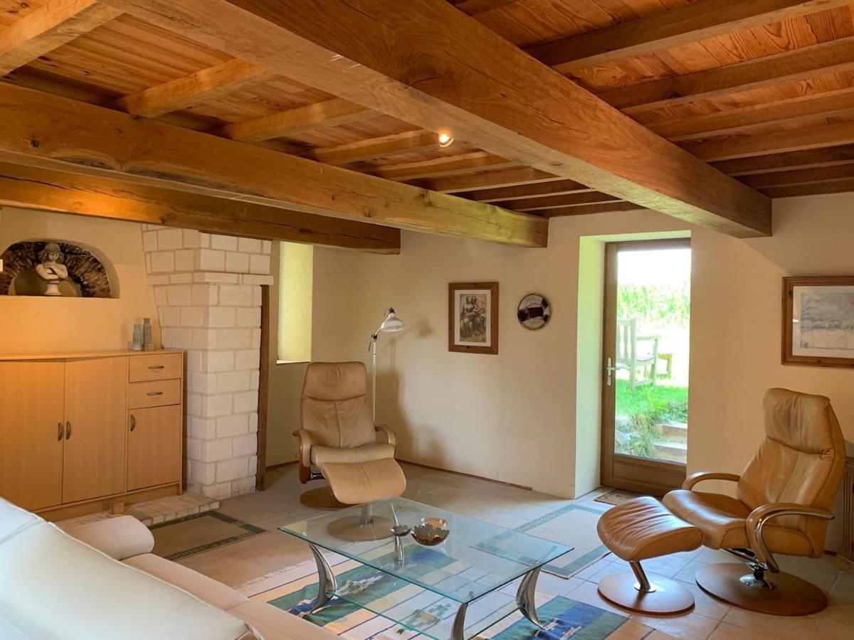 Verteillac Country Villa For 19 Pool Cinema Football Pitch מראה חיצוני תמונה
